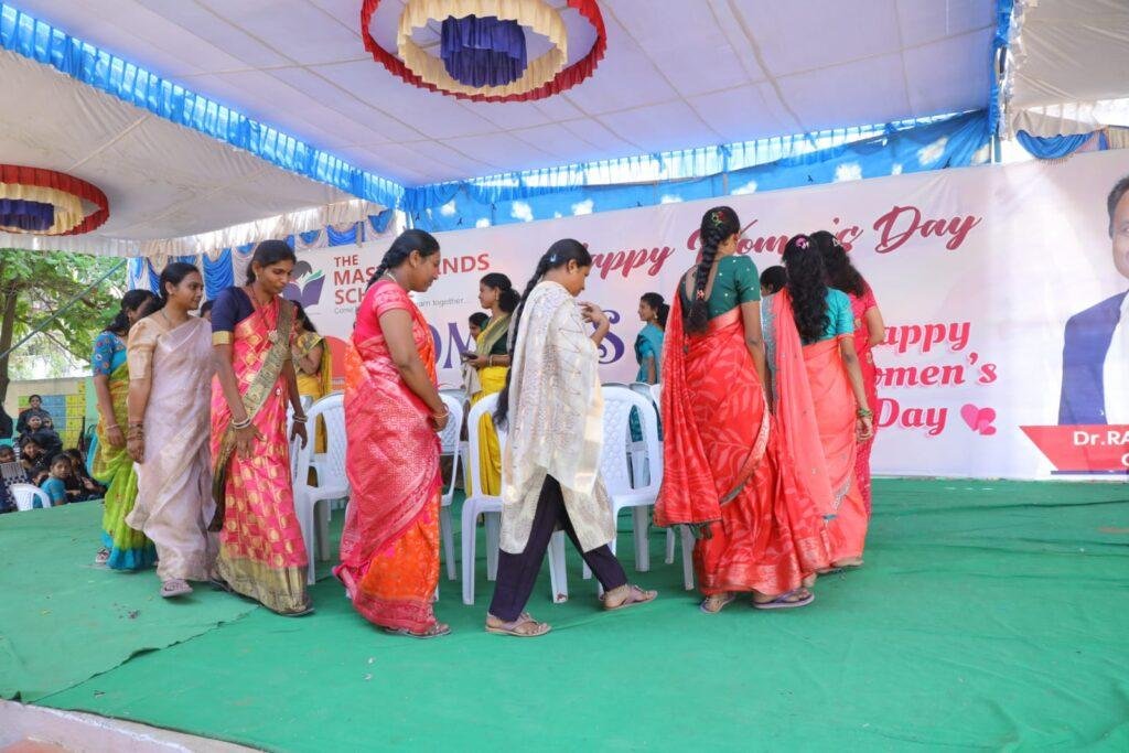 మాస్టర్ మైండ్ స్కూల్లో మహిళా సాధికారిక పై ప్రత్యేక కార్యక్రమం